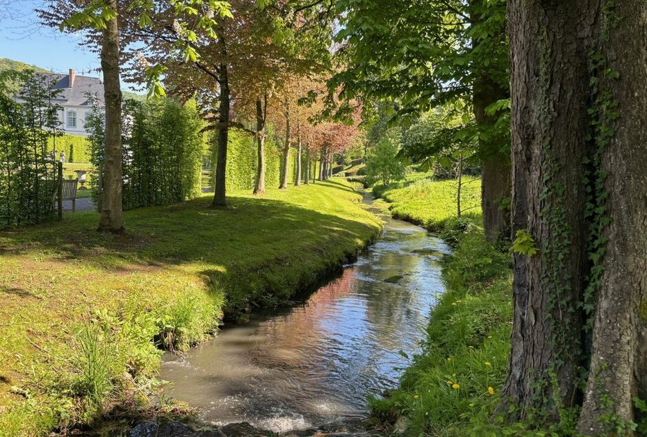 LES JARDINS ET LE CHATEAU D'ANNEVOIE EN V.I.P POUR EPICURIUS !